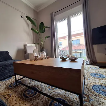 Lägenhet Charmanta 23